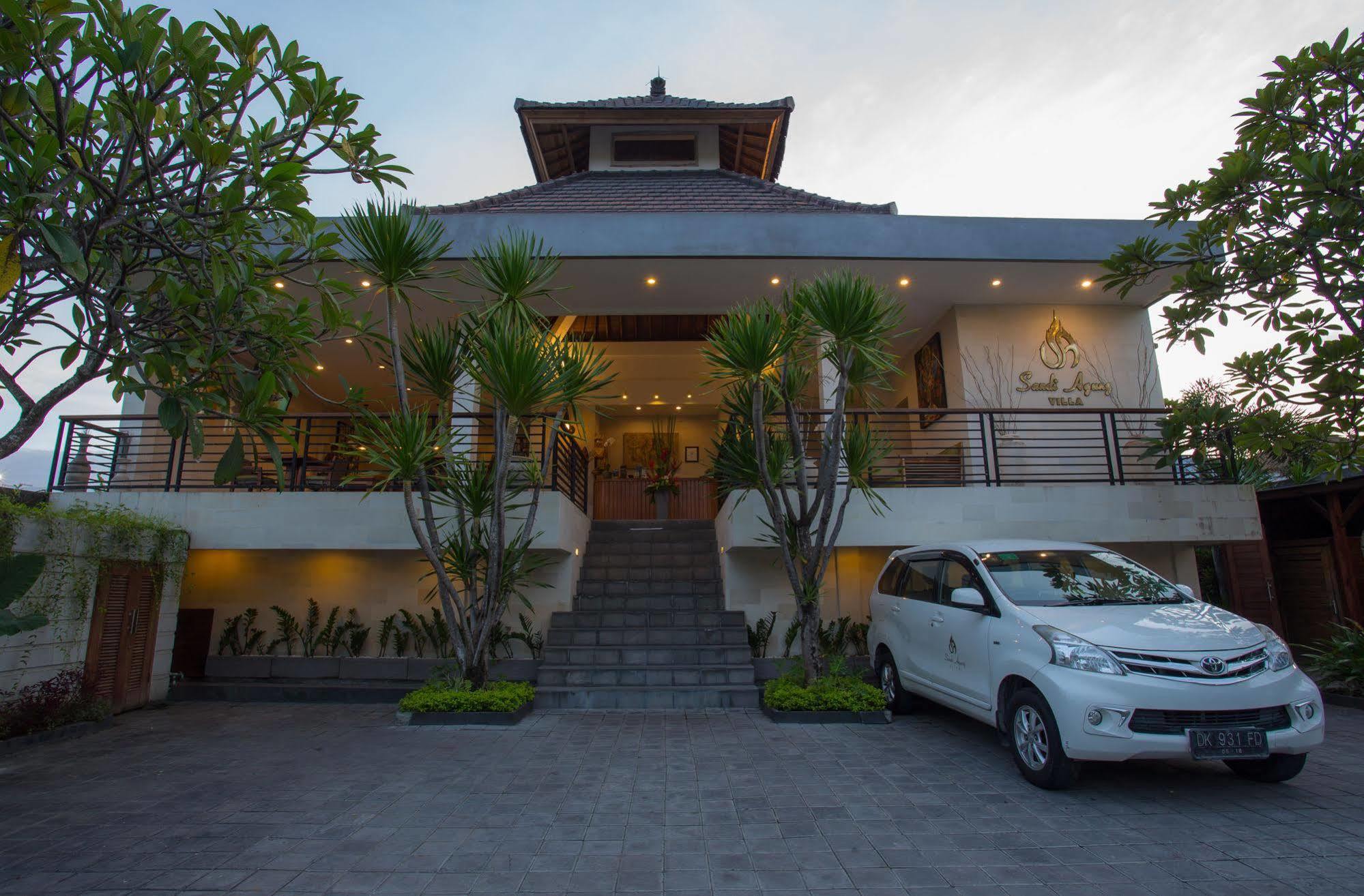 Sandi Agung Villa - CHSE Certified Seminyak  Bagian luar foto